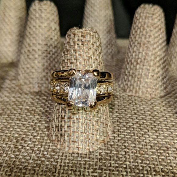 Premier Designs Jewelry - Gold Statement Ring Premier Designs Jewelry - Gold Statement Ring